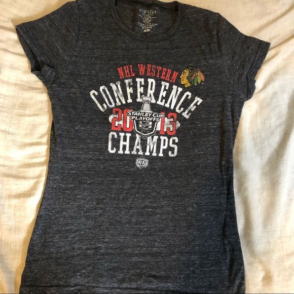 SALE 2for$15 2 Charcoal Tees: Chicago Blackhawks NHL Stanley Cup,Whistler Bungee - Picture 2 of 11